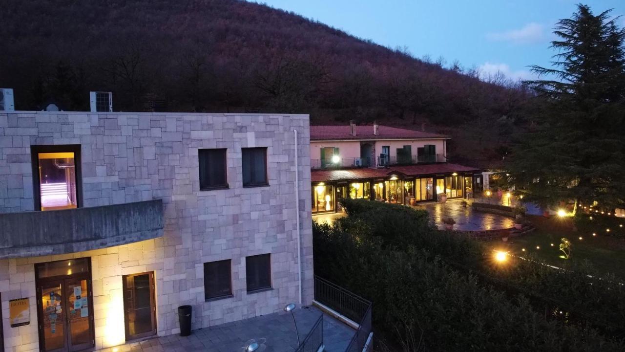 Sotto Il Cielo Hotel Pignola Exterior foto